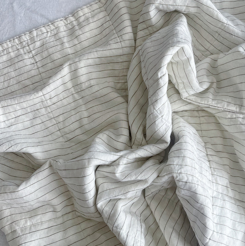 Baby Quilt | 100% Stone Washed French Linen Baby Blanket | dosombre.com 