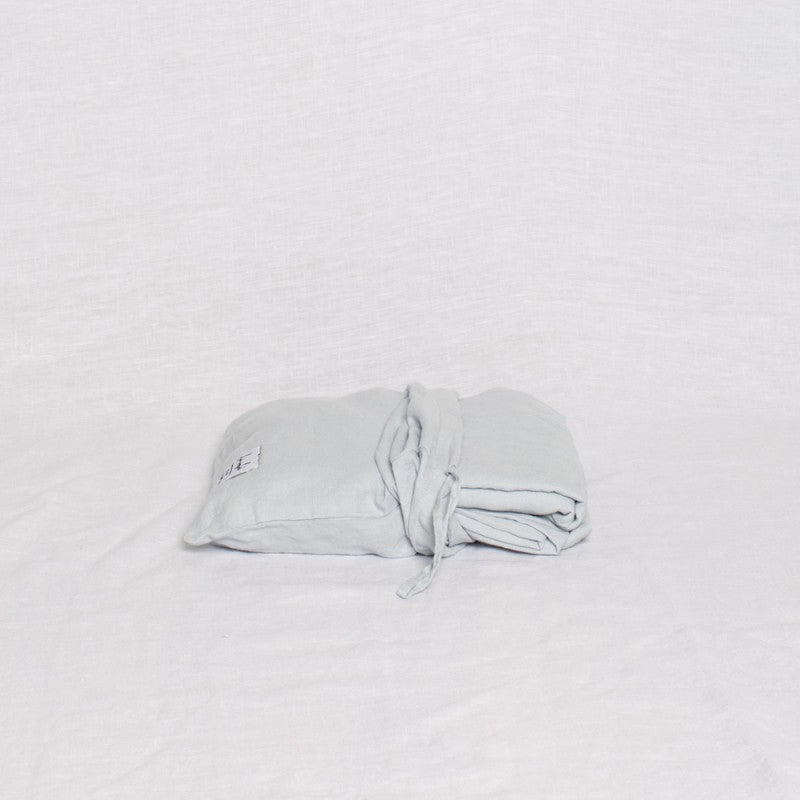 dosombre.com | 100% Linen Baby Bedding | Sky 